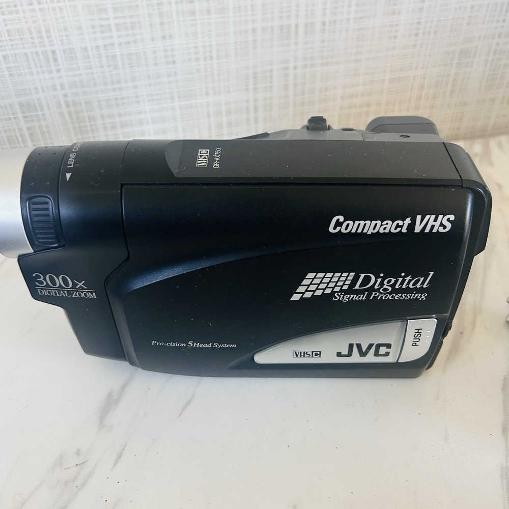 JVC Compact VHS Camcorder Bundle Untested Model GR-AX750U Japan Accessories